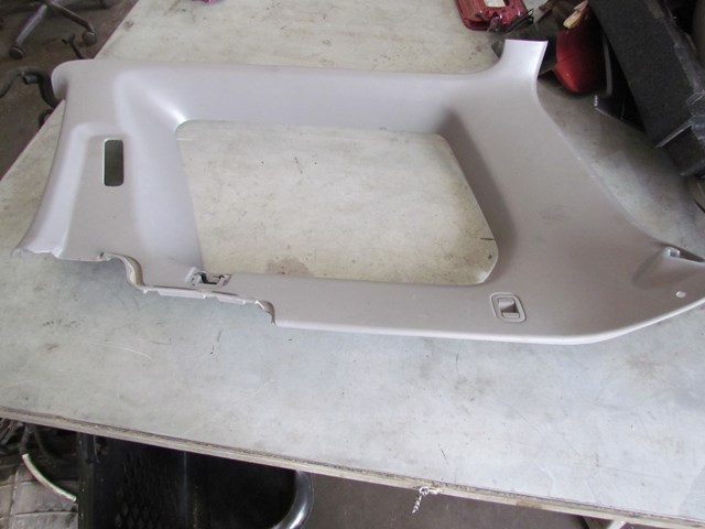 2005 Subaru Forester XT RH Rear Quarter Trim Panel 94015 SA000