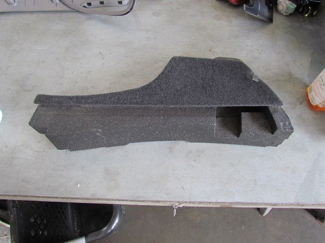 2005 Subaru Forester XT RH Passenger Rear Hatch Storage Spacer