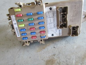 2005 Subaru Forester XT Turbo Front Dash Fuse Box