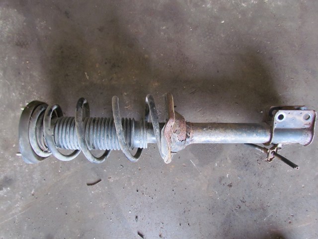 2005 Subaru Forester XT RH Passenger Rear Strut