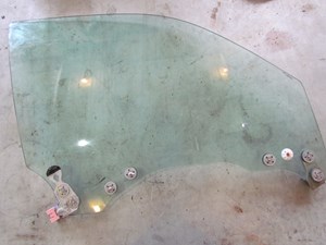 2005 Subaru Forester XT RH Passenger Front Door Glass
