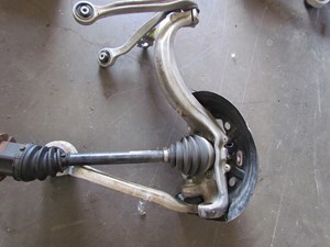 2004 Audi A8L LH Front Spindle With Extras
