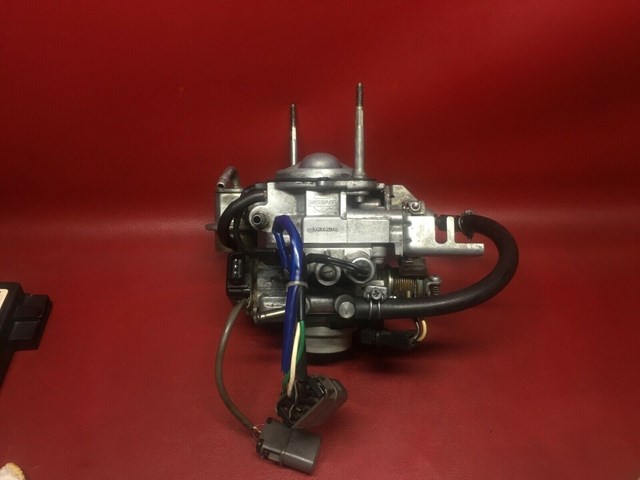 1986 1987 1988 1989 Nissan D21 Pathfinder Pickup Throttle Body Assembly TBI  OEM