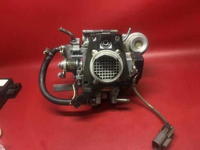 1986 1987 1988 1989 Nissan D21 Pathfinder Pickup Throttle Body Assembly TBI  OEM