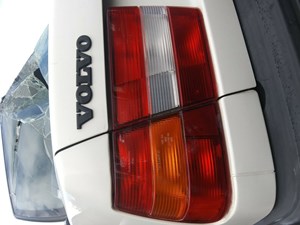 1994 volvo 940 taillight assembly pair