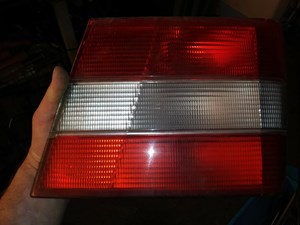 1995-1998 Volvo 960/S90/V90 Passenger's Inner Tail Light