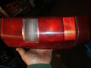 Volvo Left Rear Lower Tail Light Assembly - 850 V70  3512429