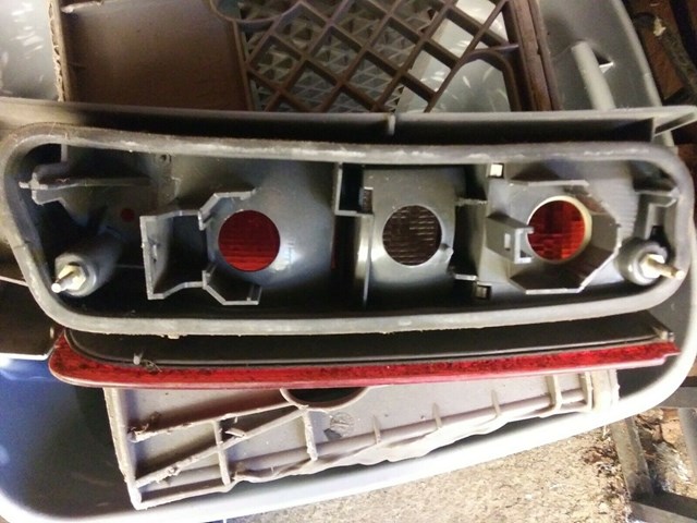 VOLVO 850 Driver Lower Taillight 1995 - 1997 VOLVO # 3512322