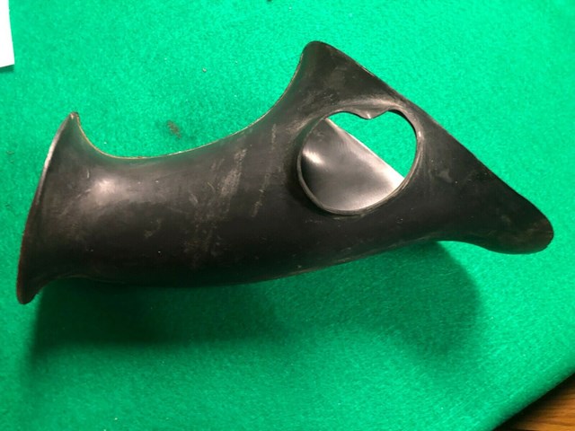 04 CHEVY TRAILBLAZER AIR INTAKE SNORKLE 4.2L. 15149664