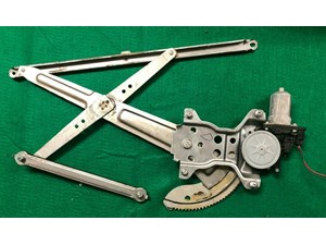 2009 SUZUKI SX4 WINDOW REGULATOR AND MOTOR FRONT LEFT SIDE 