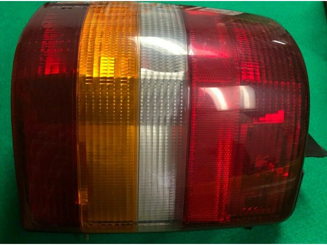 1993-1998 Jeep Grand Cherokee Passenger Taillight Lamp Assy 55054512 OEM