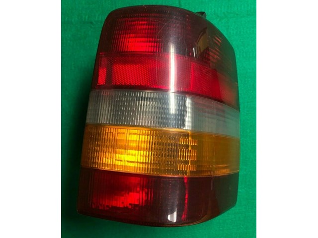 1993-1998 Jeep Grand Cherokee Passenger Taillight Lamp Assy 55054512 OEM