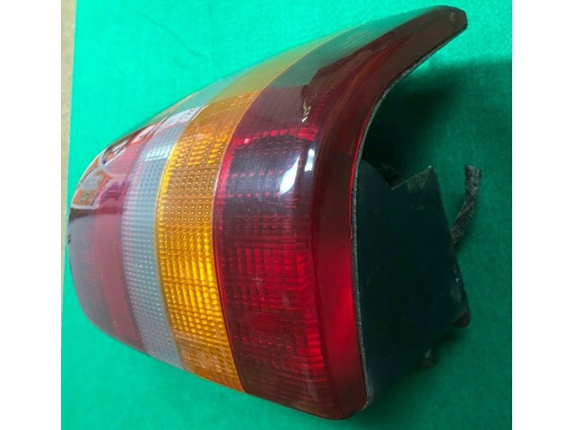 1993-1998 Jeep Grand Cherokee Passenger Taillight Lamp Assy 55054512 OEM