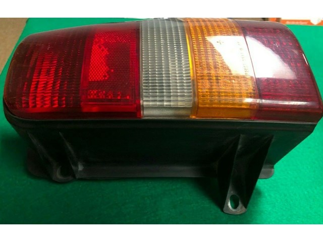 1993-1998 Jeep Grand Cherokee Passenger Taillight Lamp Assy 55054512 OEM