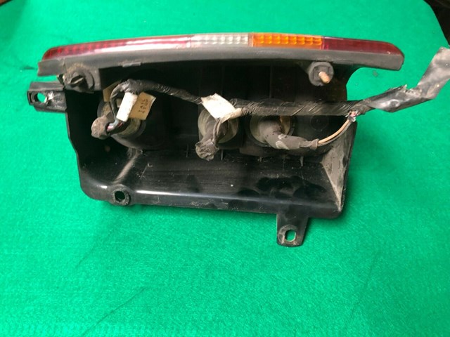 JEEP GRAND CHEROKEE TAIL LIGHT DRIVER SIDE OEM 1993-1998