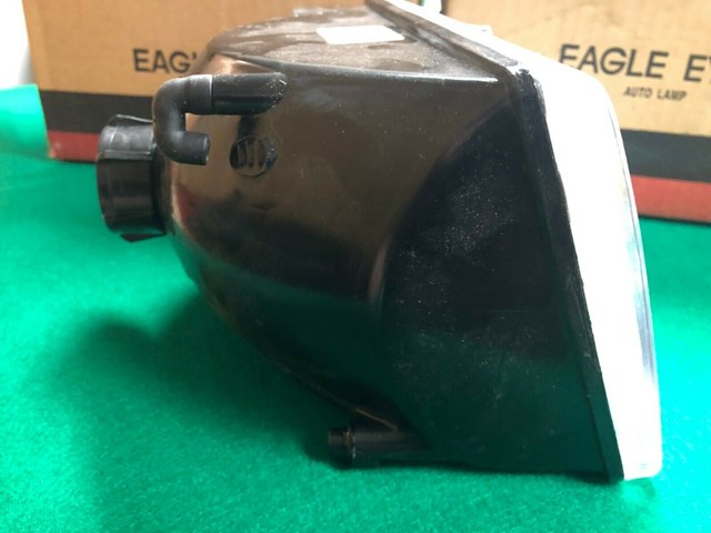 1993-1998 LEFT (Driver) Replacement Headlight For Jeep Grand Cherokee 