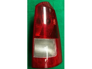2000 01 02 03 04 05 06 2007 Ford Focus STATION WAGON  Right side Tail Light Lamp