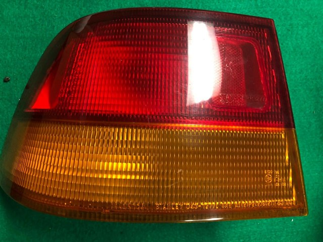 96-98 Honda Civic Left Driver Tail Light Coupe Quarter Panel Mounted OEM Factory