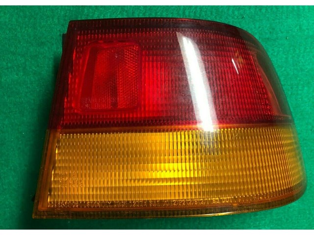 96-98 Honda Civic Right Pass Tail Light Coupe Quarter Panel Mounted OEM Factory