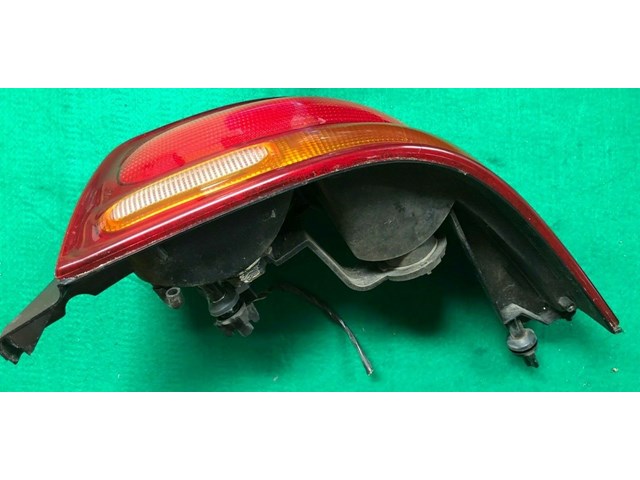 Pass Side Right Tail Light Assembly outer ES RH DODGE STRATUS 95 96 97 98 99 00