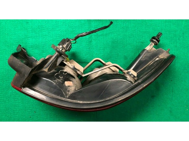 Pass Side Right Tail Light Assembly outer ES RH DODGE STRATUS 95 96 97 98 99 00