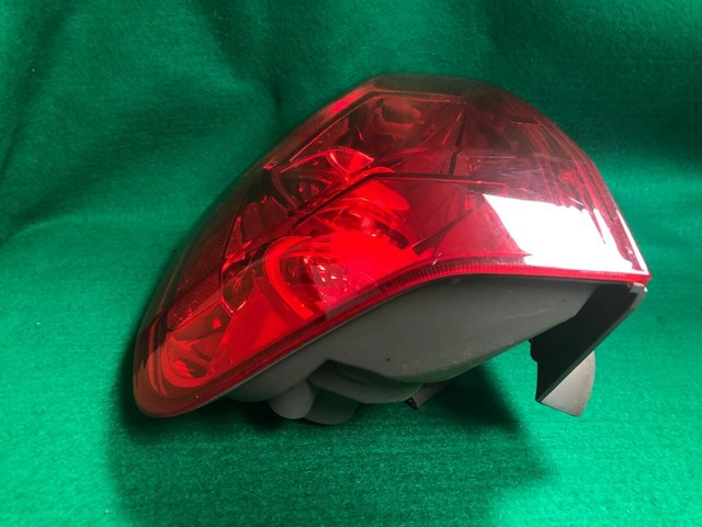 03 04 05 OEM Honda Pilot Right Passenger Side Taillight Tail Light Rh R
