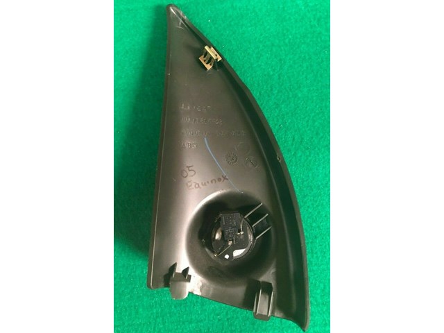 Chevy Equinox Right Front Interior Door Tweeter Cover Passenger Side 05-09