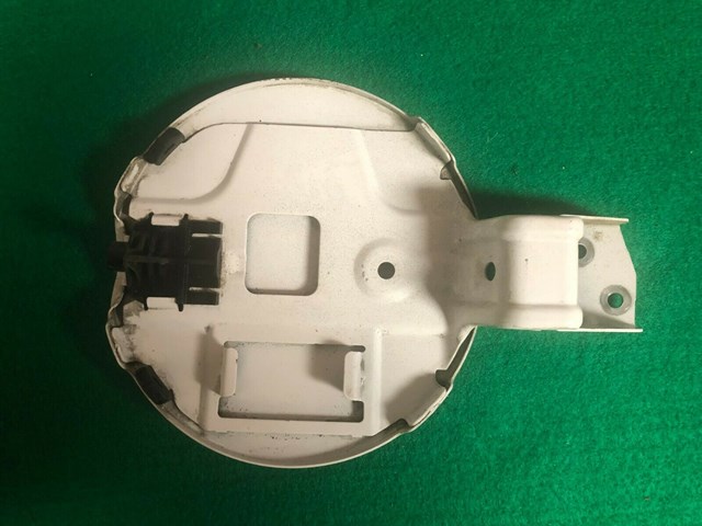 05 06 07 08 09 CHEVROLET EQUINOX LID GAS FUEL DOOR COVER OEM WHITE