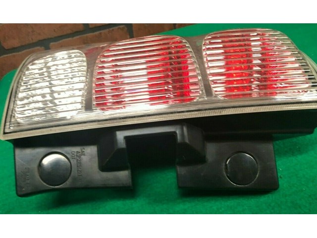 2005-09 Chevy Equinox Left Driver Side Tail Light Lamp Taillight LH OEM,used