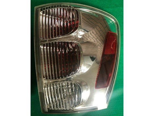 2005 2006 2007 2008 2009 CHEVROLET EQUINOX RIGHT PASSENGER SIDE TAIL LIGHT OEM