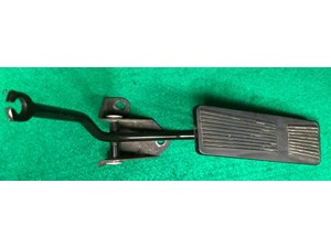 93-98 1996 96 JEEP GRAND CHEROKEE GAS THROTTLE PEDAL FUEL ASSEMBLY ACCELERATOR  