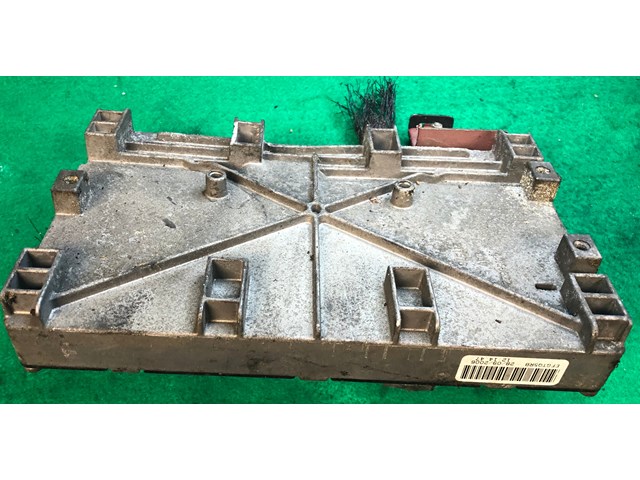 ECM PCM ECU Engine Computer Module 2007 Chrysler PT Cruiser | P05187761AA