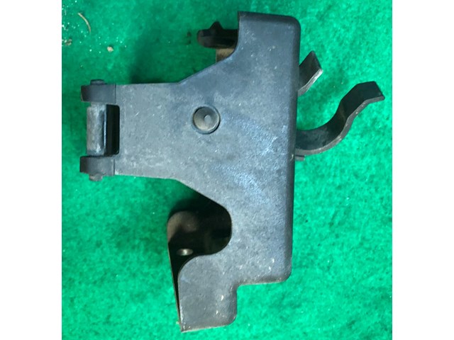 2002 - 2007 BUICK RENDEZVOUS CRUISE CONTROL UNIT MOUNTED BRACKET 2003 OEM