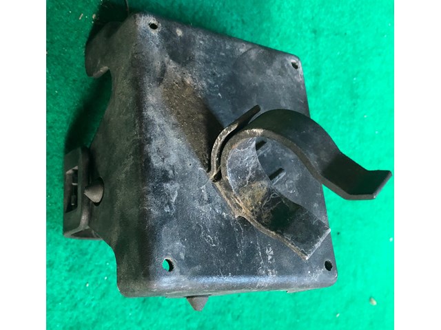 2002 - 2007 BUICK RENDEZVOUS CRUISE CONTROL UNIT MOUNTED BRACKET 2003 OEM