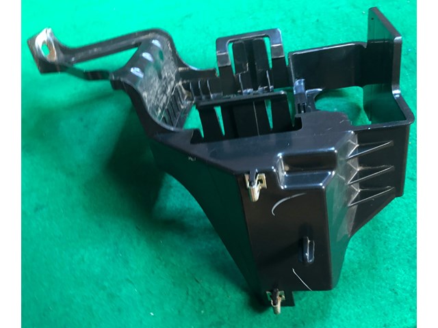 2003 Buick Rendezvous Fuse Box Mounting Bracket 10434244