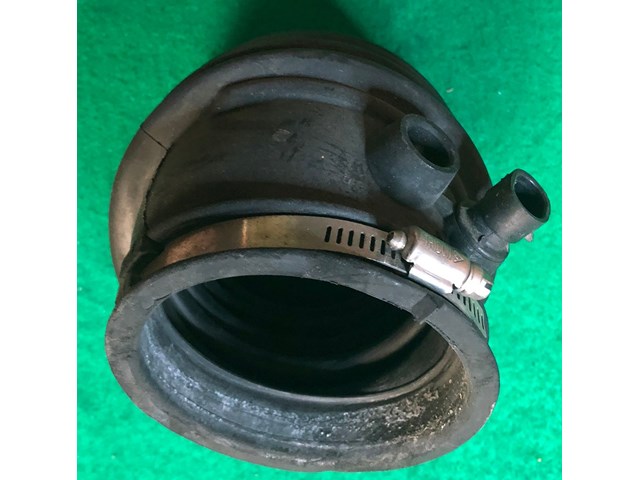 2003 Buick Rendezvous Air Intake Tube 24507540
