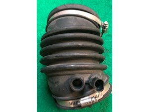 2003 Buick Rendezvous Air Intake Tube 24507540