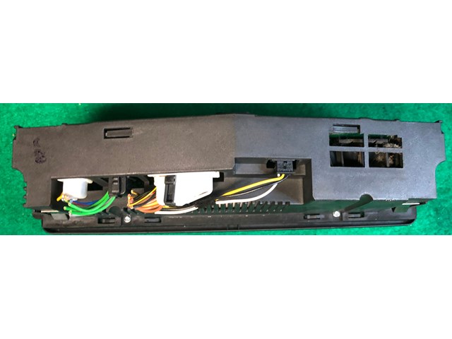 2003 BMW 330i Climate Control