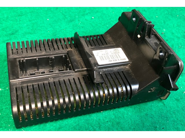 2003 BMW 330i Auto Headlight Dimmer