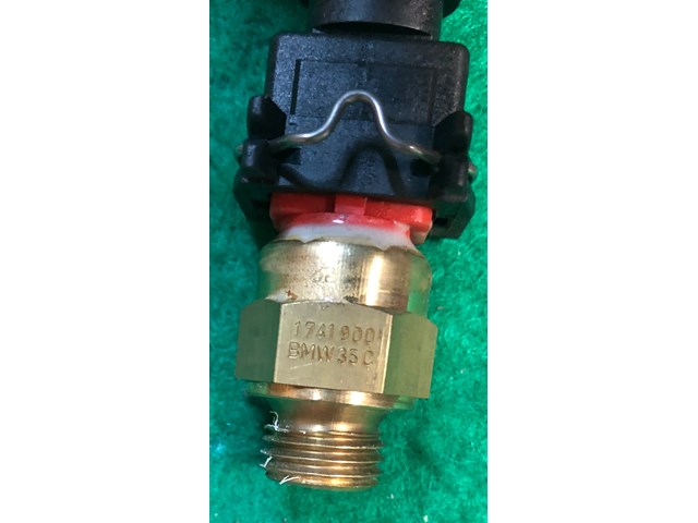 2003 BMW 330i COOLING FAN TEMPERATURE SWITCH SENSOR