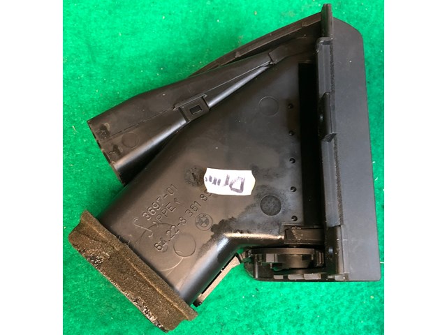 OEM 99-06 BMW E46 Front Left Driver Air Vent Side