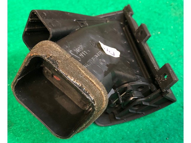 OEM 99-06 BMW E46 Front Left Driver Air Vent Side