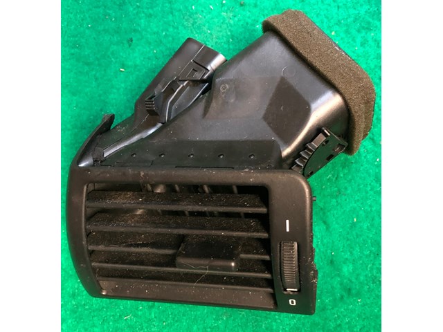 OEM 99-06 BMW E46 Front Left Driver Air Vent Side