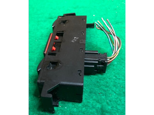 BMW E46 LEFT MASTER WINDOW SWITCH 8381518