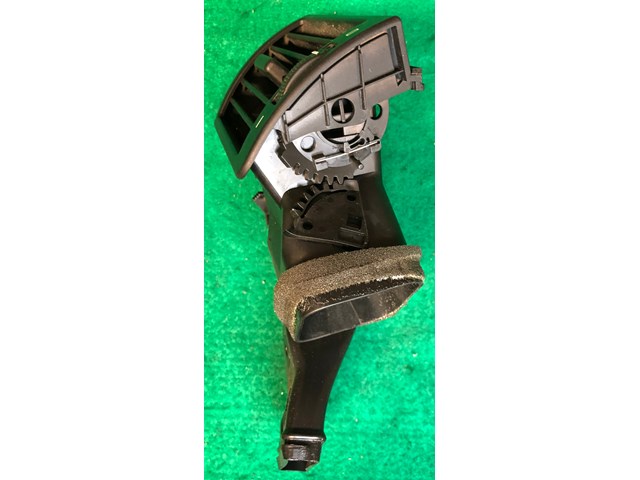 OEM 99-06 BMW E46 Front Right Passenger Air Vent Side