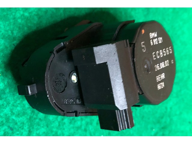 BMW HEATER AC BLOWER MOTOR FLAP MOTOR ACTUATOR SOLENOID E46 3 SERIES 6912521
