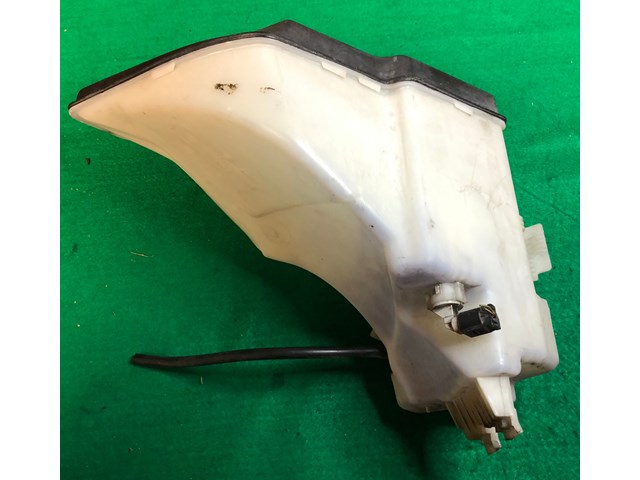 BMW 3 Series E46 Windshield Washer Fluid Tank 61667007970 OEM