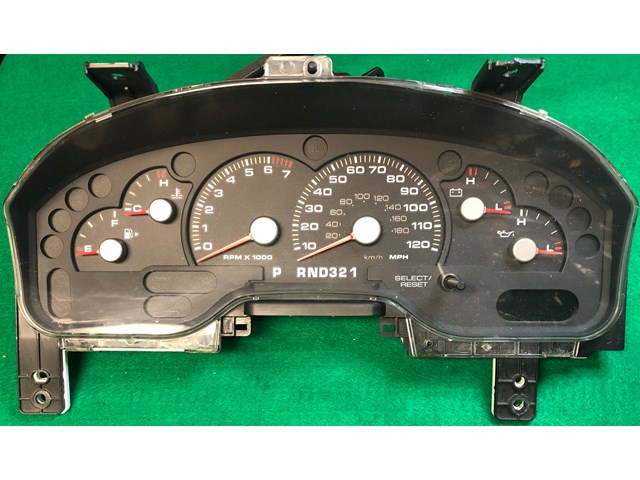 04-05 FORD EXPLORER Speedometer Cluster Instrument Gauge