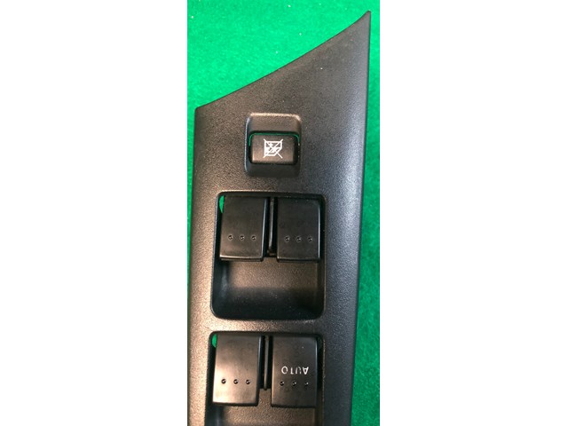2004-2009 Mazda 3 LH Driver Master Power Window Switch OEM 