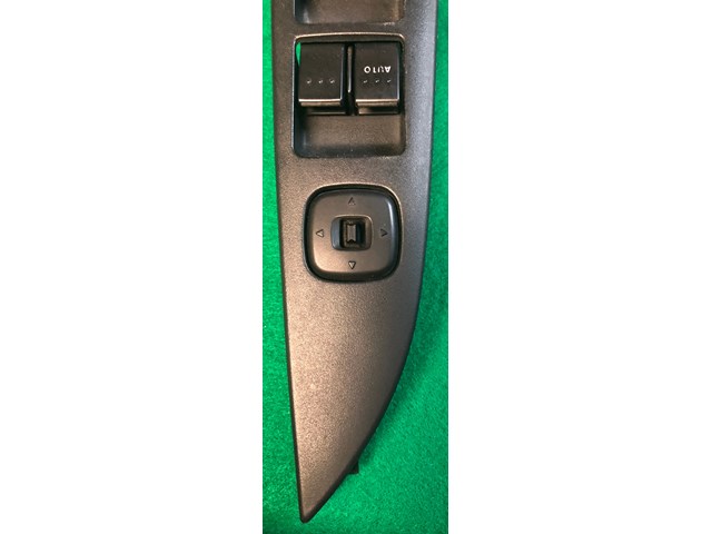 2004-2009 Mazda 3 LH Driver Master Power Window Switch OEM 